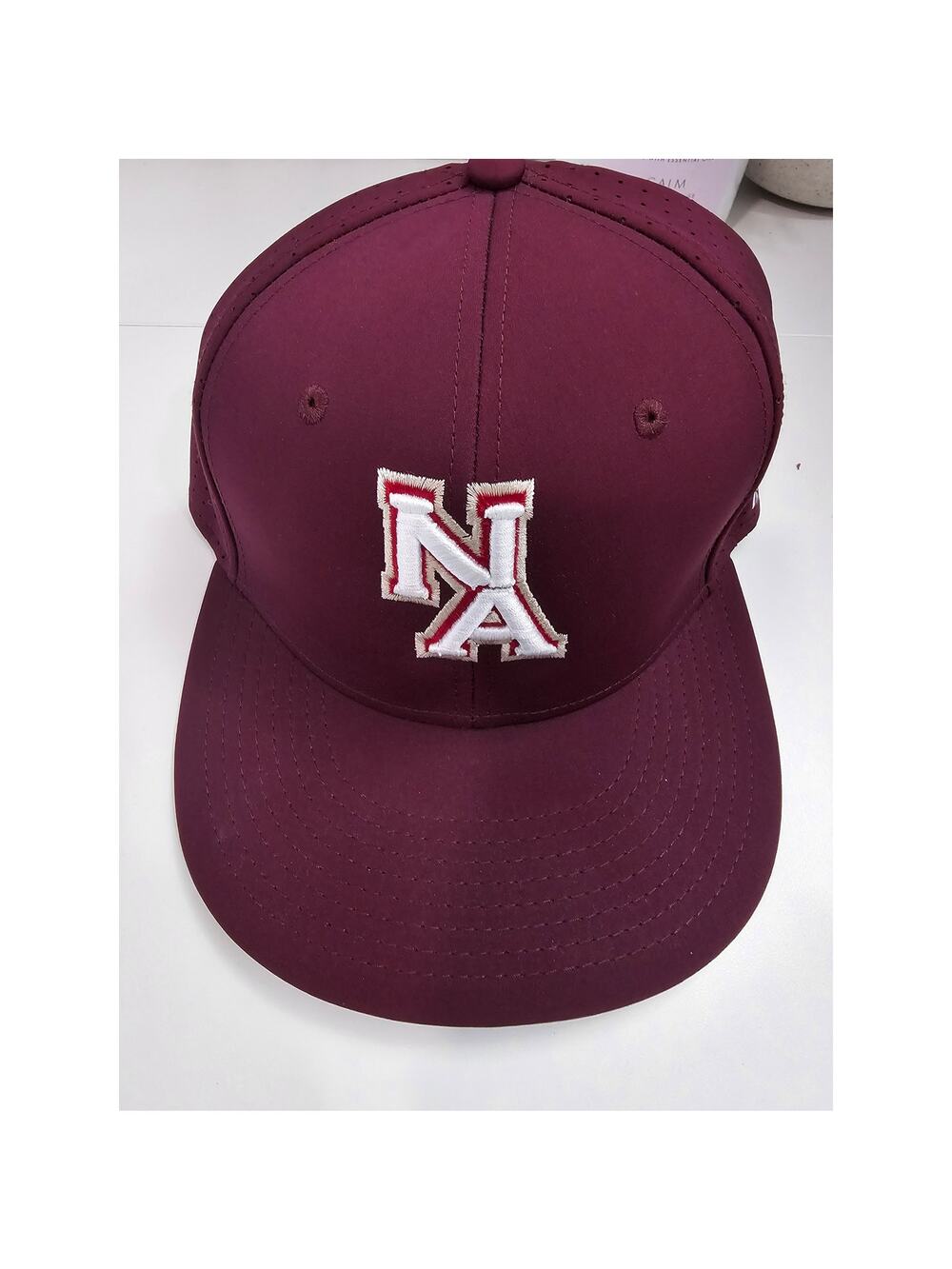 The Game Cap Size Medium Burgundy  New